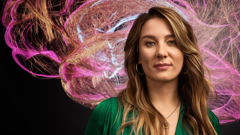 Presenterin Jasmina Neudecker
Holger Pooten ; getty ; iStock / [M] Serviceplan