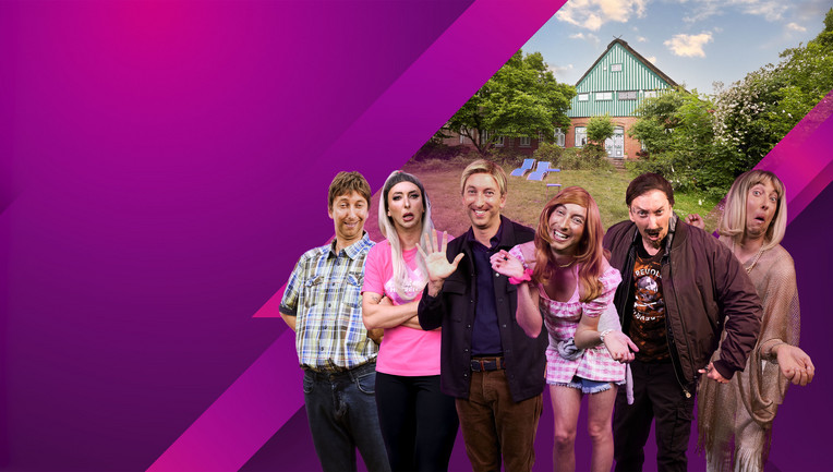 Sechs Singles (alle gespielt von Torge Oelrich) ziehen ins "Camp of Love", um ihre Beziehungsfähigkeit auf die Probe zu stellen.
ZDF/Andrea Kueppers