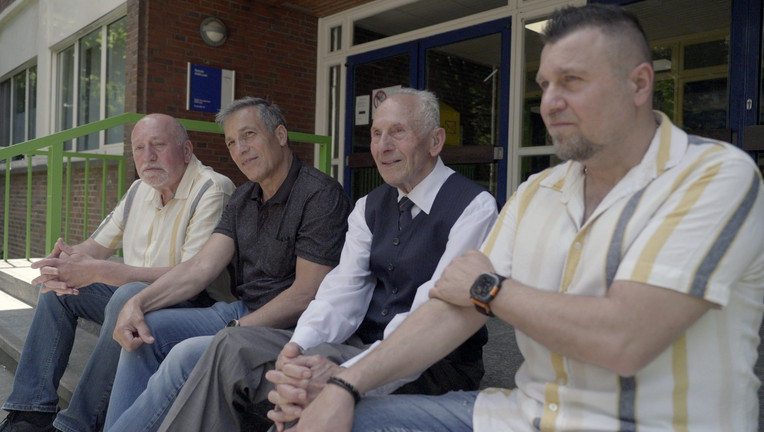 Sabri Aydin (2.v.r.) mit den Söhnen Ömer (l.), Yakup (2.v.l.) und Murat (r.) 
