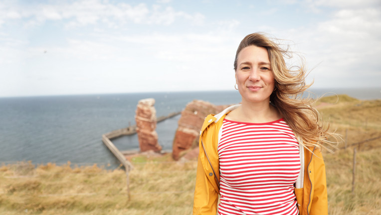 Jasmina Neudecker auf Helgoland // ZDF/Martin Gasch