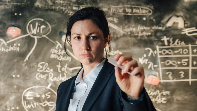 Vera (Eva Meckbach), Copyright: ZDF/Stanislav Honzik