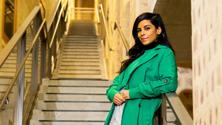 In ihrer Moderation spricht Collien Ulmen-Fernandes davon, dass wir Menschen uns Wunder wünschen
ZDF/Marc Kehm