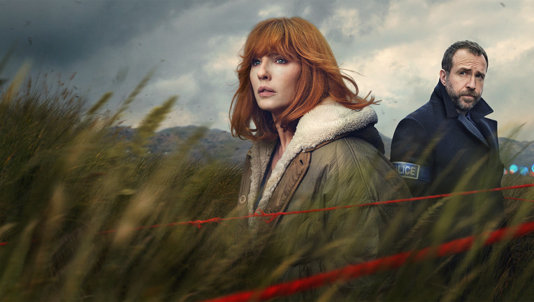 Jackie Ellis (Kelly Reilly) und Eric Bull (Rafe Spall)
ZDF/Sky UK Limited