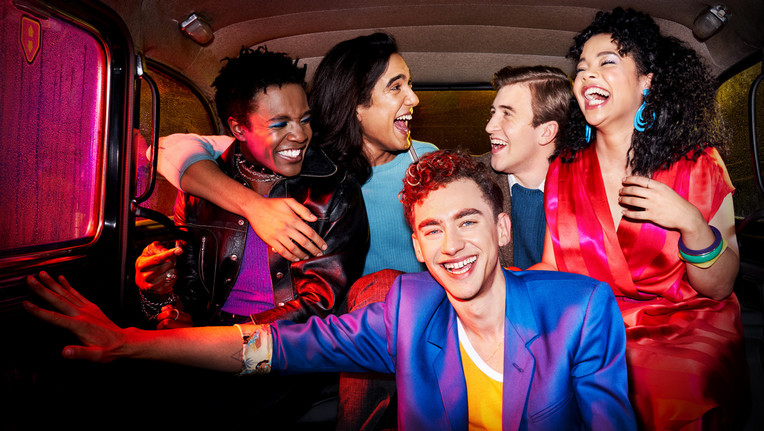 Von links: Roscoe (Omari Douglas), Ash (Nathaniel Curtis), Ritchie (Olly Alexander), Colin (Callum Scott Howells), Jill (Lydia West)
ZDF/Tom van Schelven / [M] FeedMee