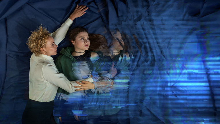 Von links: Flo Bohringer (Katja Riemann), Luna Bohringer (Hannah Schiller)
ZDF/Tina Krohn / [M] Lukas Hertlein