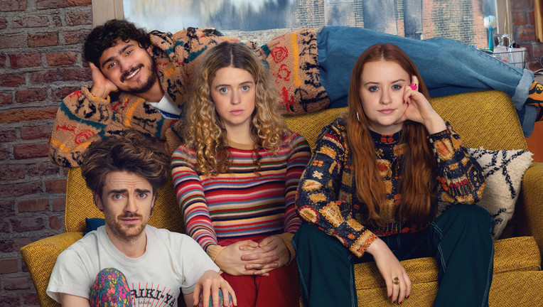 Von links: Jizzlord (Luke Rollason), Kash (Bilal Hasna), Carrie (Sofia Oxenham), Jen (Máiréad Tyers)
ZDF/The Walt Disney Company Limited / [M] FeedMee