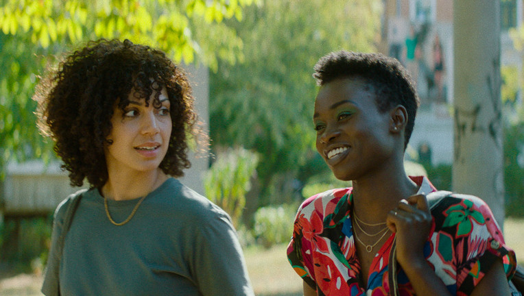 Ivie (Haley Louise Jones) ist total überfordert. Copyright: ZDF/Constanze Schmitt
