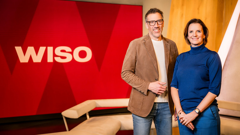 Moderieren "WISO: Die lange Nacht der Wirtschaft": Marcus Niehaves und Valerie Haller