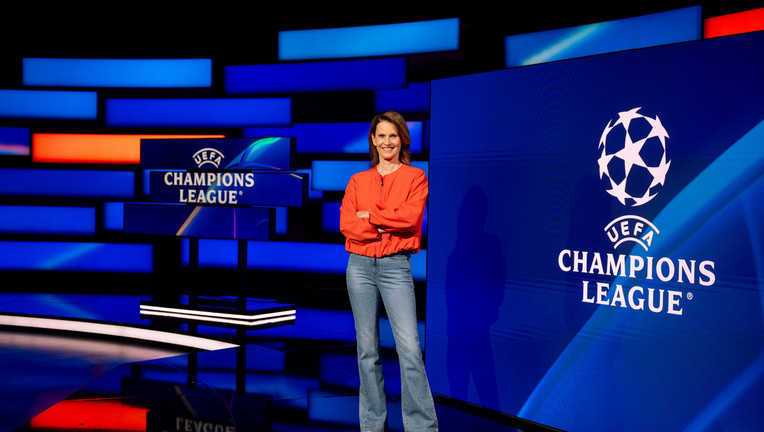 Katrin Müller-Hohenstein moderiert die "ZDFsportstudio UEFA Champions League"-Sendungen zum ersten Spieltag der Ligaphase.