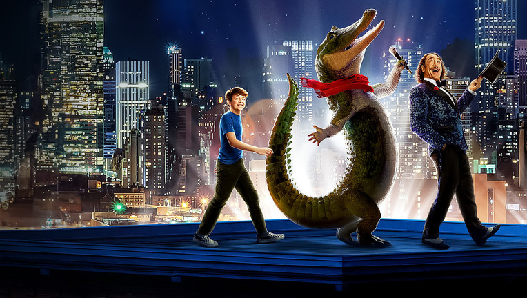 Großer Auftritt über den Dächern des "Big Apple": Josh (Winslow Fegley, l.), Lyle (M.) und Hector P. Valenti (Javier Bardem, r.).
ZDF/Sarah Shatz