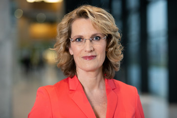 Annegret Oster, Copyright: ZDF/Jan-Christoph Elle-Siewertsen